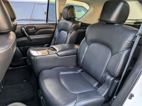Used 2024 INFINITI QX80 Luxe image 24