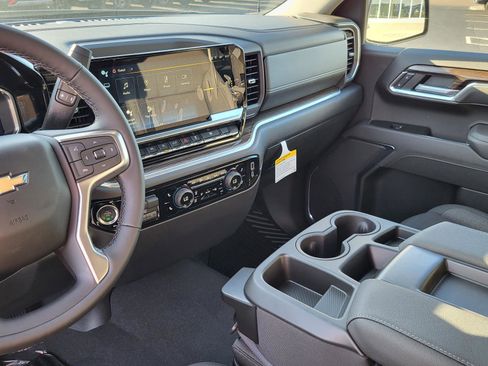 New 2026 Chevrolet Silverado 1500 LT w/ Texas Edition Plus image 17