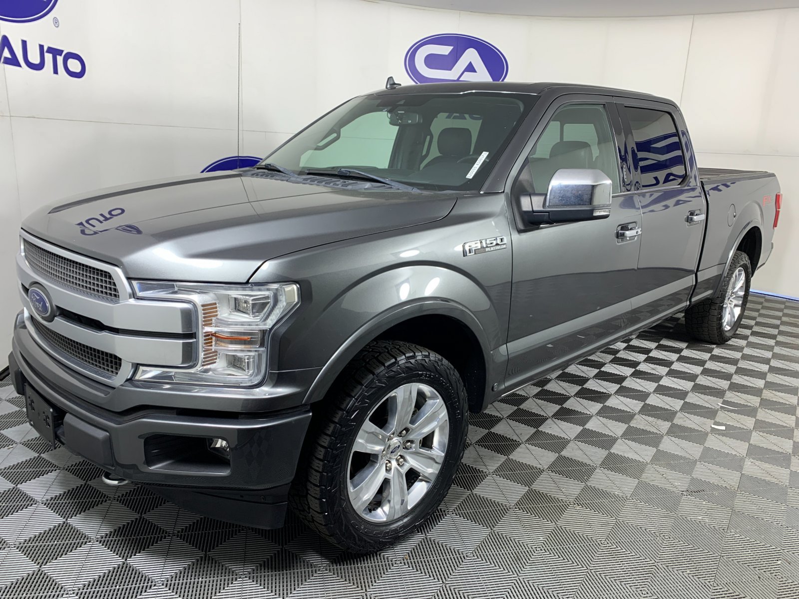 Used 2019 Ford F150 Platinum w/ Equipment Group 701A Luxury AWD/4WD image 6