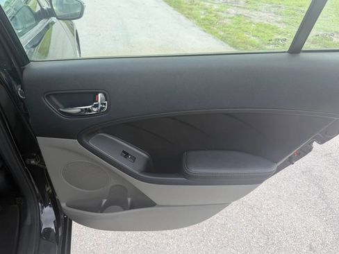 Used 2014 Kia Forte LX w/ Popular Package FWD image 28