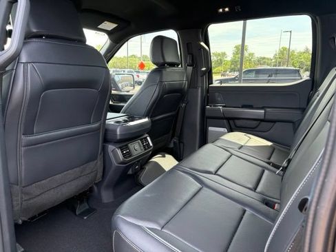 Used 2025 Ford F150 Lariat AWD/4WD image 16