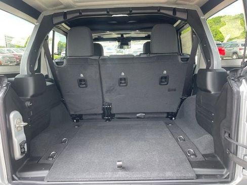 New 2024 Jeep Wrangler Unlimited Rubicon image 37