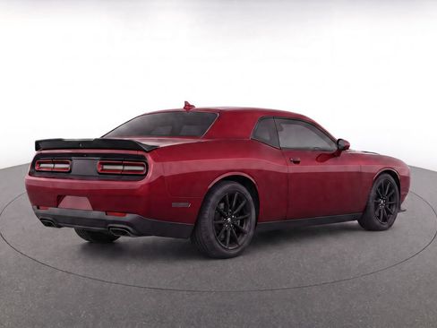 Used 2017 Dodge Challenger R/T Plus RWD image 3