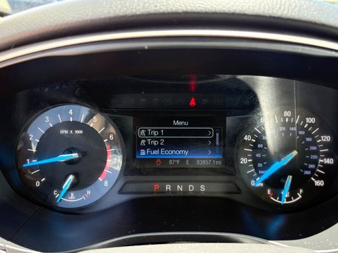 Used 2013 Ford Fusion SE FWD image 7