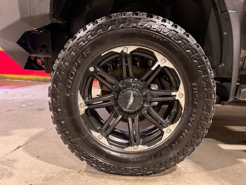 Used 2018 RAM 2500 Laramie image 10