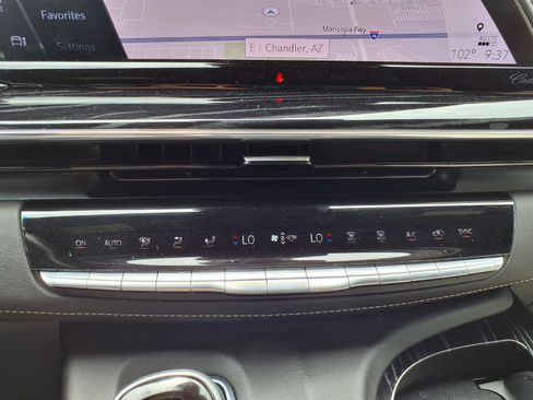 Used 2021 Cadillac Escalade Sport AWD/4WD image 24