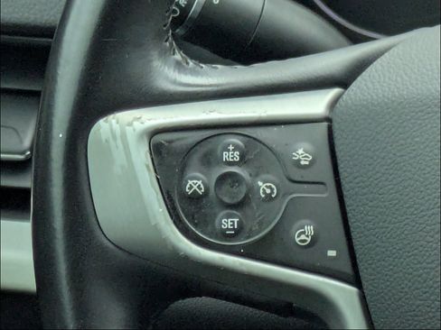 Used 2022 GMC Terrain SLT w/ Tech Package FWD image 24