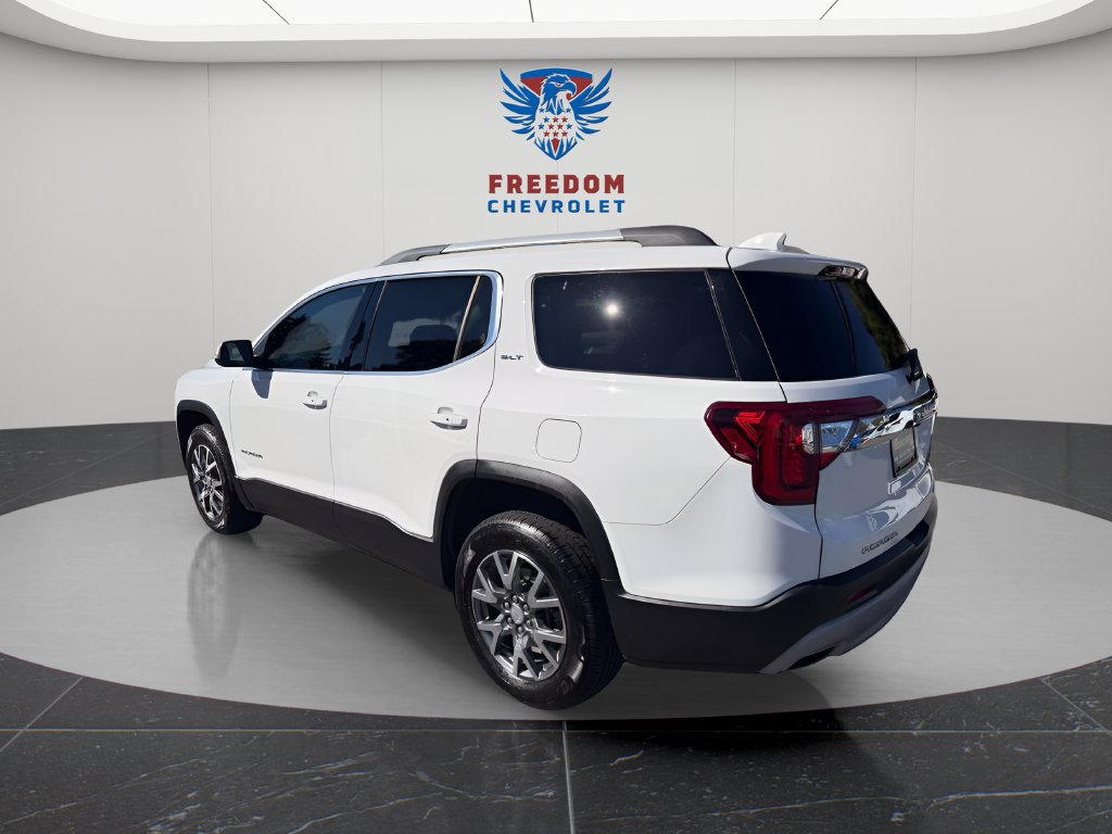 Used 2023 GMC Acadia SLT AWD/4WD image 4
