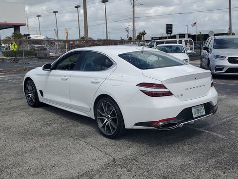 Used 2025 Genesis G70 2.5T RWD image 7