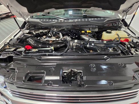 Used 2019 Ford F250 Limited w/ FX4 Off-Road Package image 95