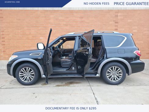 Used 2018 Nissan Armada Platinum w/ Interior Lighting Package image 17