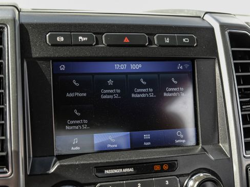 Used 2022 Ford F450 XLT w/ Camper Package AWD/4WD image 32