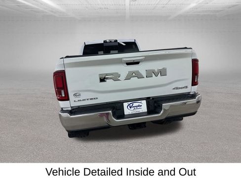 Used 2025 RAM 2500 Limited AWD/4WD image 11