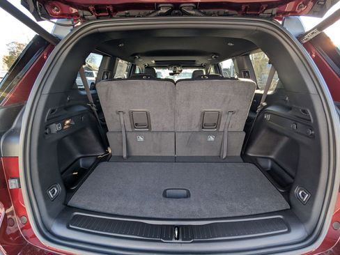 New 2025 Jeep Grand Cherokee L Altitude image 21