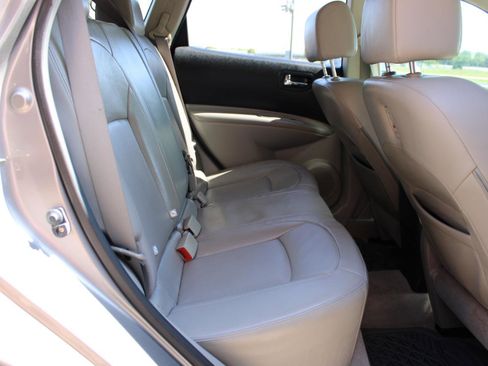 Used 2013 Nissan Rogue SL FWD image 48