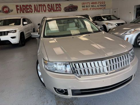 Used 2007 Lincoln MKZ image 1