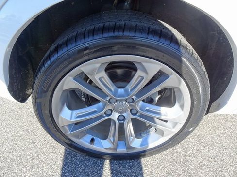 Used 2015 Audi Q3 2.0T Prestige w/ Prestige Package image 36