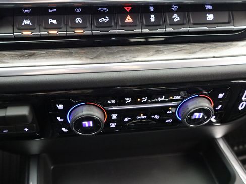 New 2026 Chevrolet Silverado 1500 LTZ w/ LTZ Premium Package AWD/4WD image 63