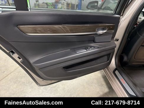 Used 2015 BMW 750Li xDrive image 53