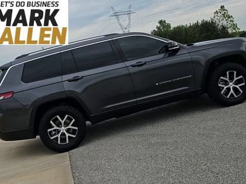 Used 2024 Jeep Grand Cherokee L Limited w/ Luxury Tech Group II AWD/4WD image 9