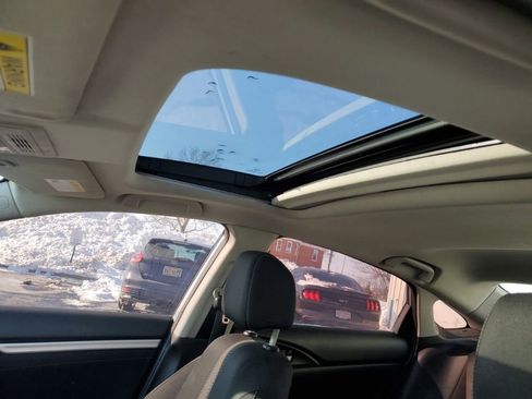 Used 2017 Honda Civic EX image 12