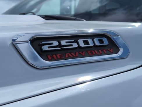 Used 2022 RAM 2500 Tradesman w/ Chrome Appearance Group image 10
