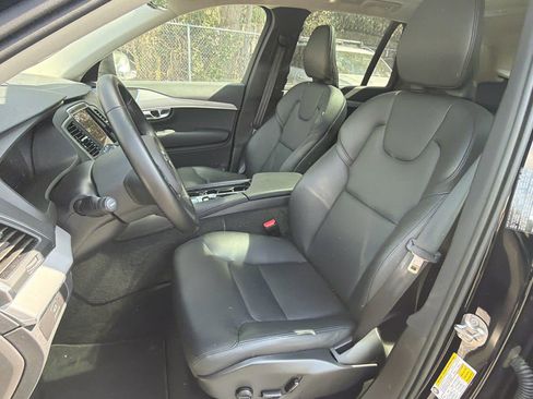 Certified 2025 Volvo XC90 B5 Core image 28