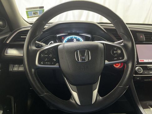 Used 2018 Honda Civic Touring image 14