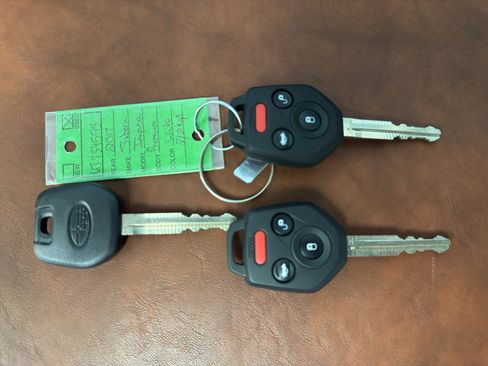 Used 2017 Subaru Impreza 2.0i Premium image 29