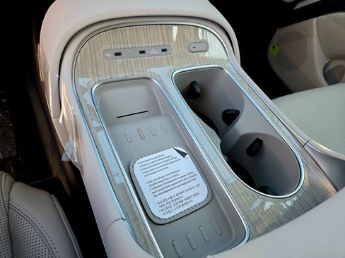 New 2026 Hyundai Palisade Calligraphy image 13