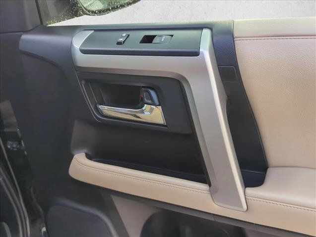 Certified 2018 Toyota 4Runner Limited RWD image 27