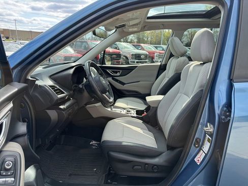 Used 2020 Subaru Forester Premium AWD/4WD image 11