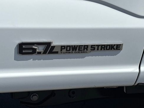 Used 2024 Ford F250 Lariat image 13