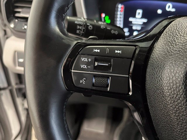 Used 2025 Honda Pilot Elite image 27
