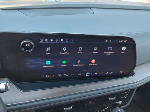 Used 2025 Chevrolet Tahoe High Country image 38