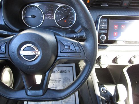 Used 2024 Nissan Kicks S image 13