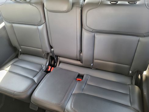 Used 2025 Ford Expedition Max Active AWD/4WD image 25