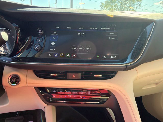 Used 2023 Buick Envision Essence AWD/4WD image 17