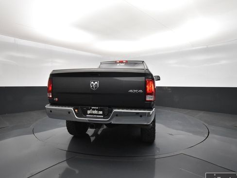 Used 2018 RAM 2500 Tradesman w/ Chrome Appearance Group AWD/4WD image 6