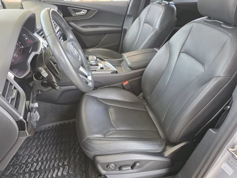 Used 2018 Audi Q7 3.0T Prestige w/ Prestige Package AWD/4WD image 11