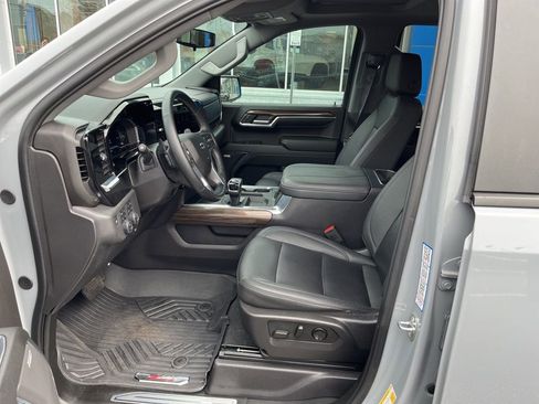 Used 2024 Chevrolet Silverado 1500 LT Trail Boss w/ LT Trail Boss Premium Package image 34