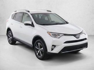 Used 2017 Toyota RAV4 XLE w/ Plus Extra Value Package FWD video 3