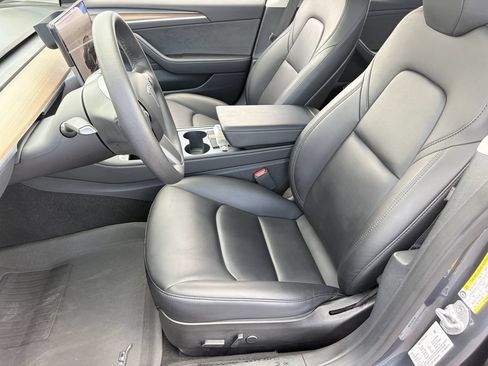 Used 2023 Tesla Model 3 Standard Range RWD image 19
