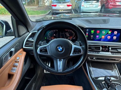 Used 2020 BMW X7 xDrive40i w/ M Sport Package AWD/4WD image 18
