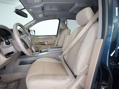 Used 2014 Nissan Armada SV image 38