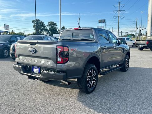 Used 2026 Ford Ranger Lariat w/ FX4 Off-Road Package AWD/4WD image 7