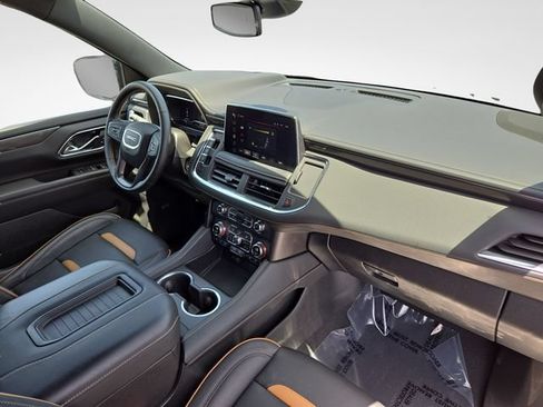 Used 2024 GMC Yukon AT4 w/ AT4 Premium Package AWD/4WD image 36