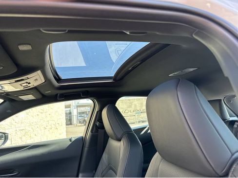 New 2026 Lexus UX 300h AWD image 15