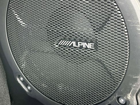 Used 2022 Jeep Wrangler Unlimited Sahara w/ Cold Weather Group image 25