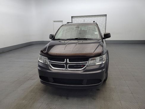 Used 2018 Dodge Journey SE image 15